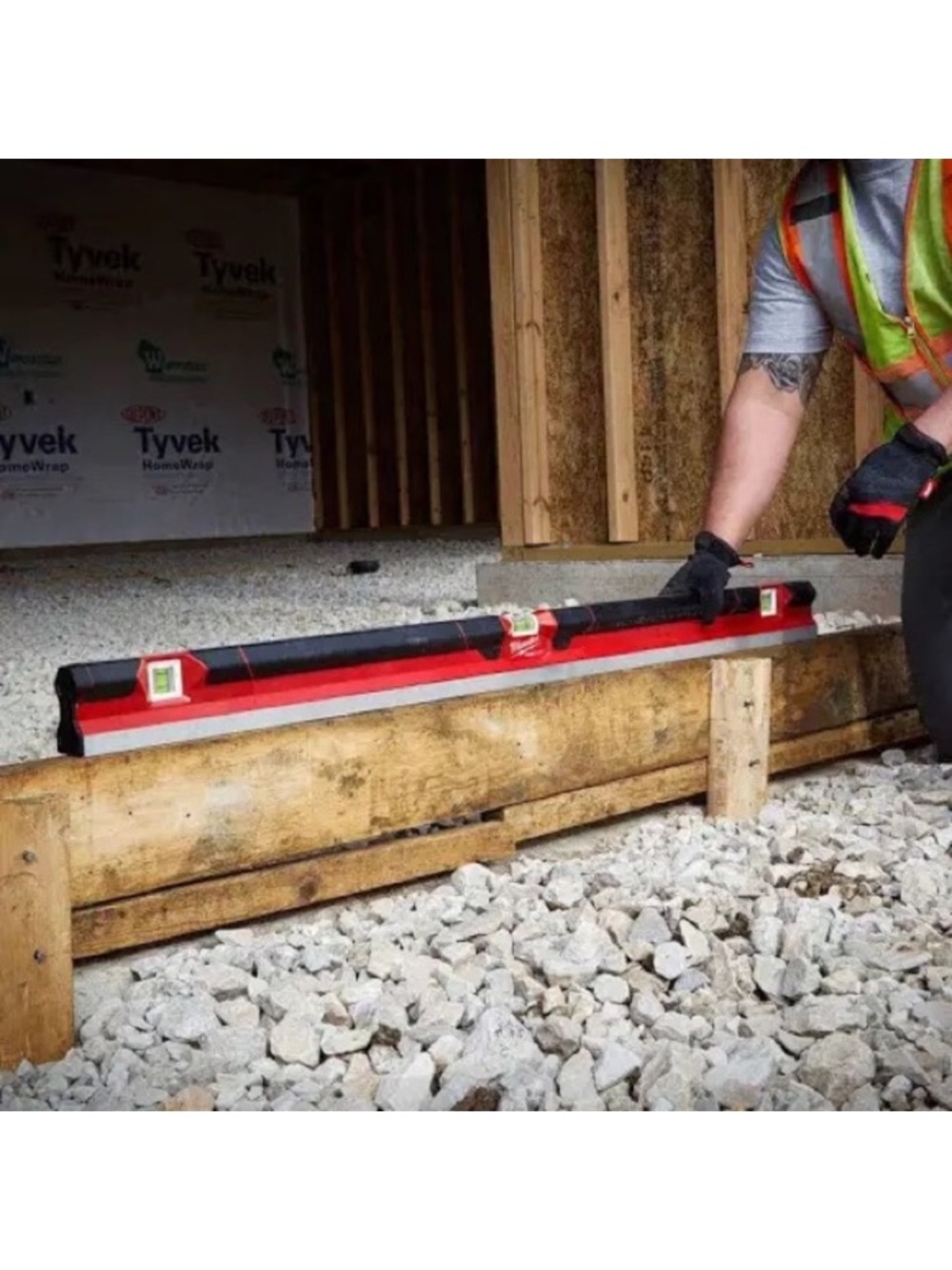 48” Level Milwaukee Concrete Screed Level New in Box